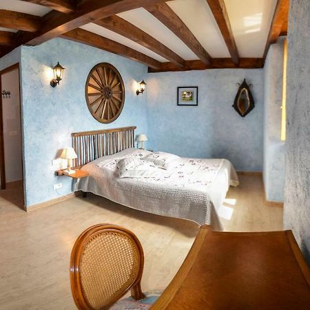 Ecrin Du Segala Hotel Tauriac-de-Naucelle Buitenkant foto